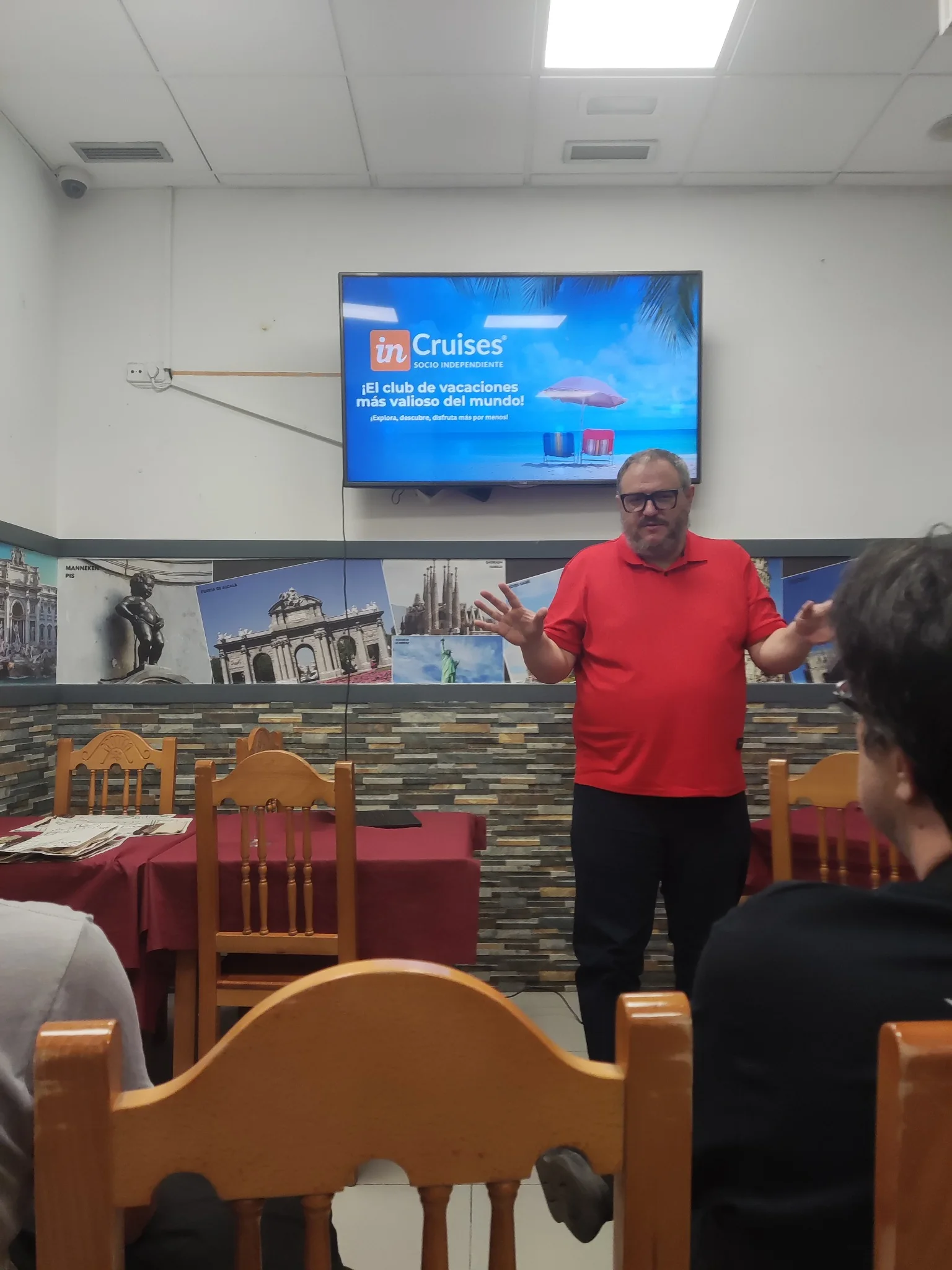 Fotografía personal del autor durante una actividad de inCruises